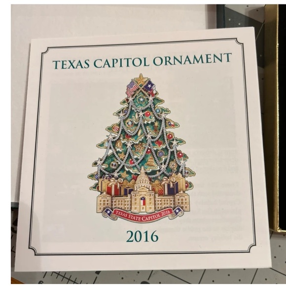 NIB 2016 Christmas Texas State Capitol Ornament - Picture 3 of 3